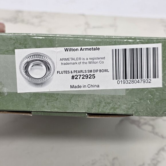 Wilton Armetale Flutes Pearls 6 in Round Dipping Bowl Silver Dip Aluminum NEW - Picture 10 of 11